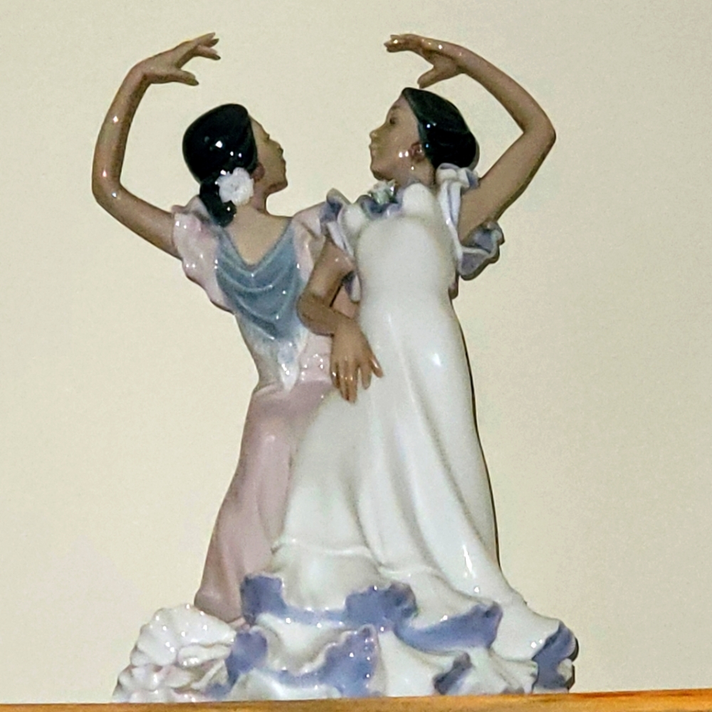 Lladro Ole Flamenco Couple Figurine  #5601